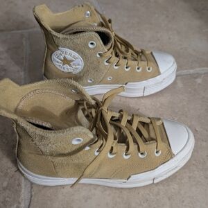Converse Suede All Star High-Tops in Tan and White (7)